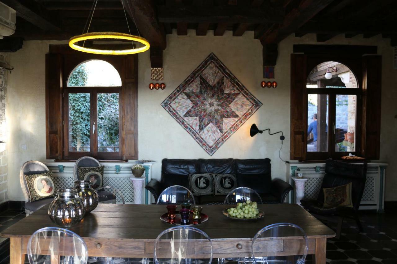 Trumpet House * Lovaina